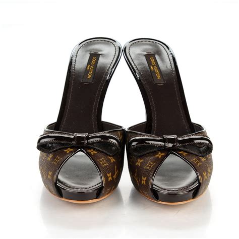 louis vuitton suite flat mule|louis vuitton mules and slides.